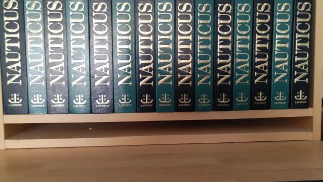 collection NAUTICUS 15 volumes de Gérard Borg 45€