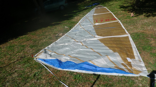 GV de régate triradial Mylar-Kevlar