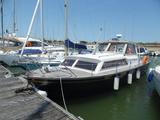 chris craft 33 tri cabin