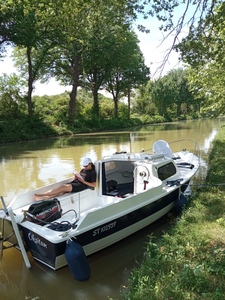 "Le temps d'une pause" sur le Canal du Midi avec un SIR 530
