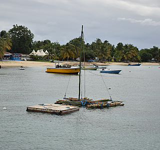 Bateau de travail