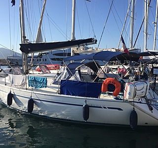 Bavaria 37