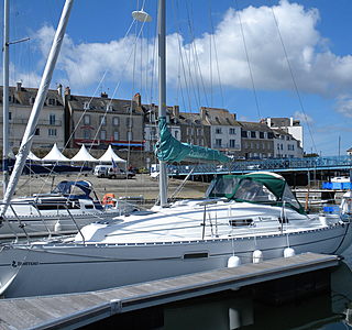 Oceanis 281