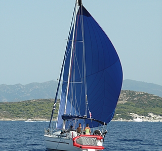 Bavaria 32