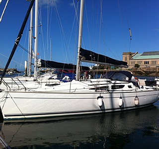 Sun Odyssey 35