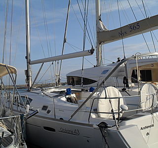 Oceanis 43