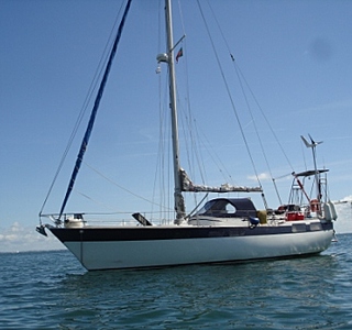 Amphora Sloop