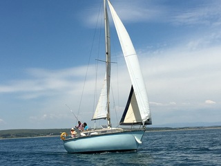 Dufour 470