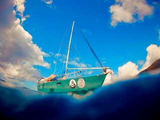 Sloop 885